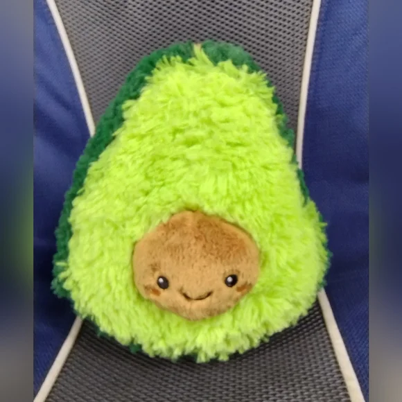 Squishable Comfort Food Fruit Avocado Green  Fuzzy Cuddly Soft Plushie Plush 9in - Picture 2 of 11